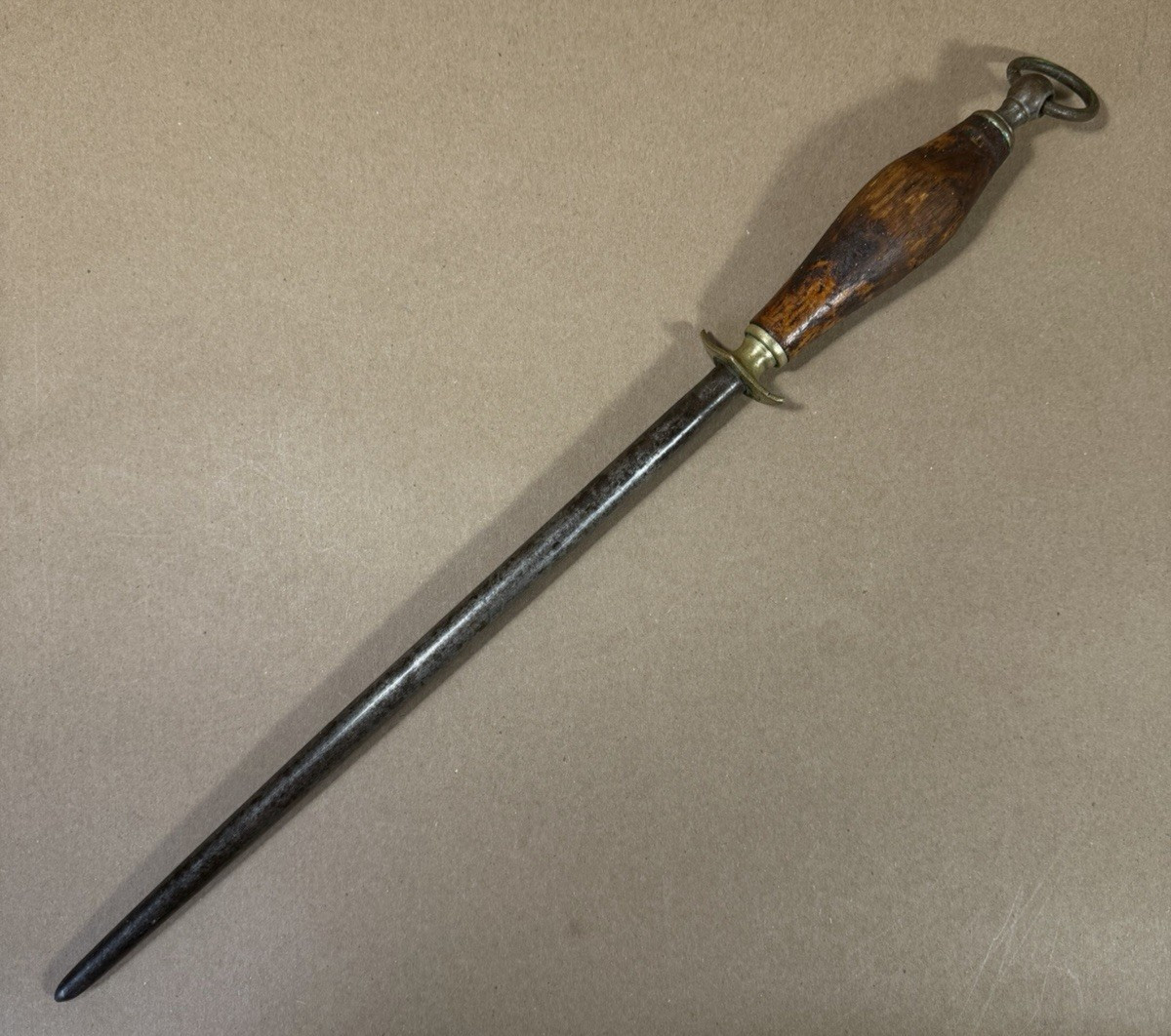 Vtg RUSSELL GREEN RIVER WORKS Knife Sharpening Steel 12.5” Total 18.5” Long