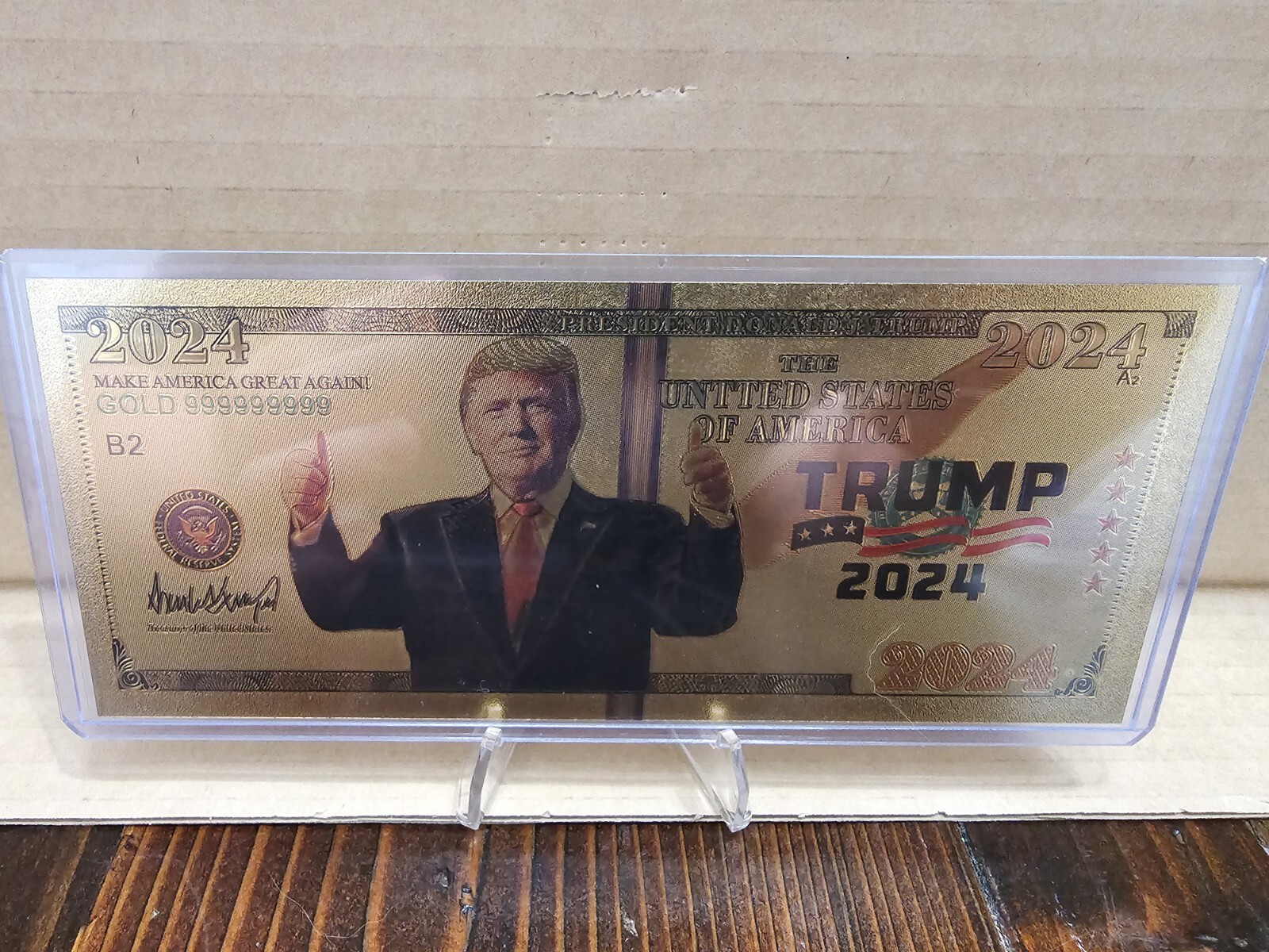 Donald Trump POTUS Playboy Card & Gold FOIL Bills!!!!!