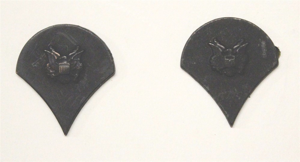 Enlisted Rank Pins: Army Specialist E-4 - subdued pair