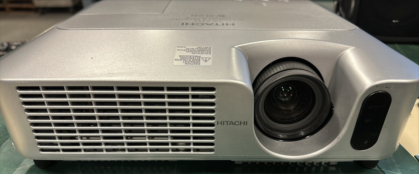 Hitachi Multimedia & Network LCD Projector Gray 2000 Lumens CP-X255