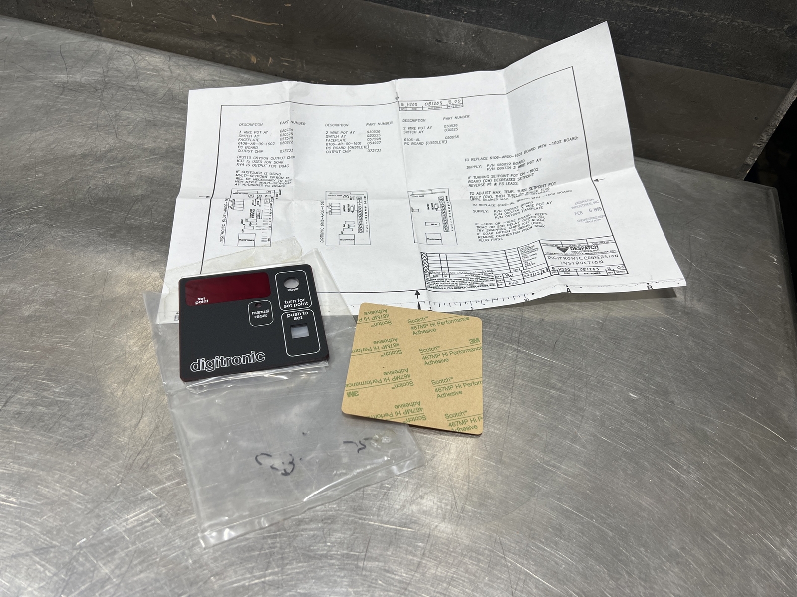 DIGITRONIC TEMPERATURE CONTROL Faceplate Part 057598 Nos Surplus. Faceplate Only