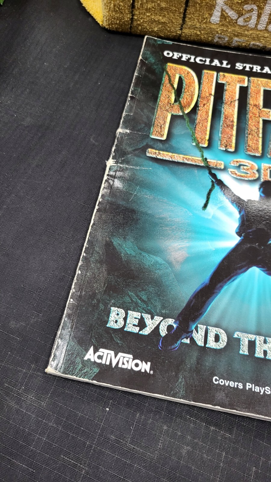 PITFALL 3D BEYOND THE JUNGLE PS1 PLAYSTATION BRADY VIDEO GAME STRATEGY GUIDE