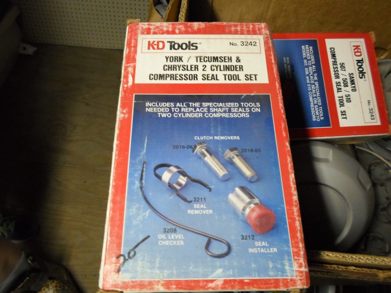 York Tecumseh & Chrysler 2 Cylinder Compressor Seal Tool Set