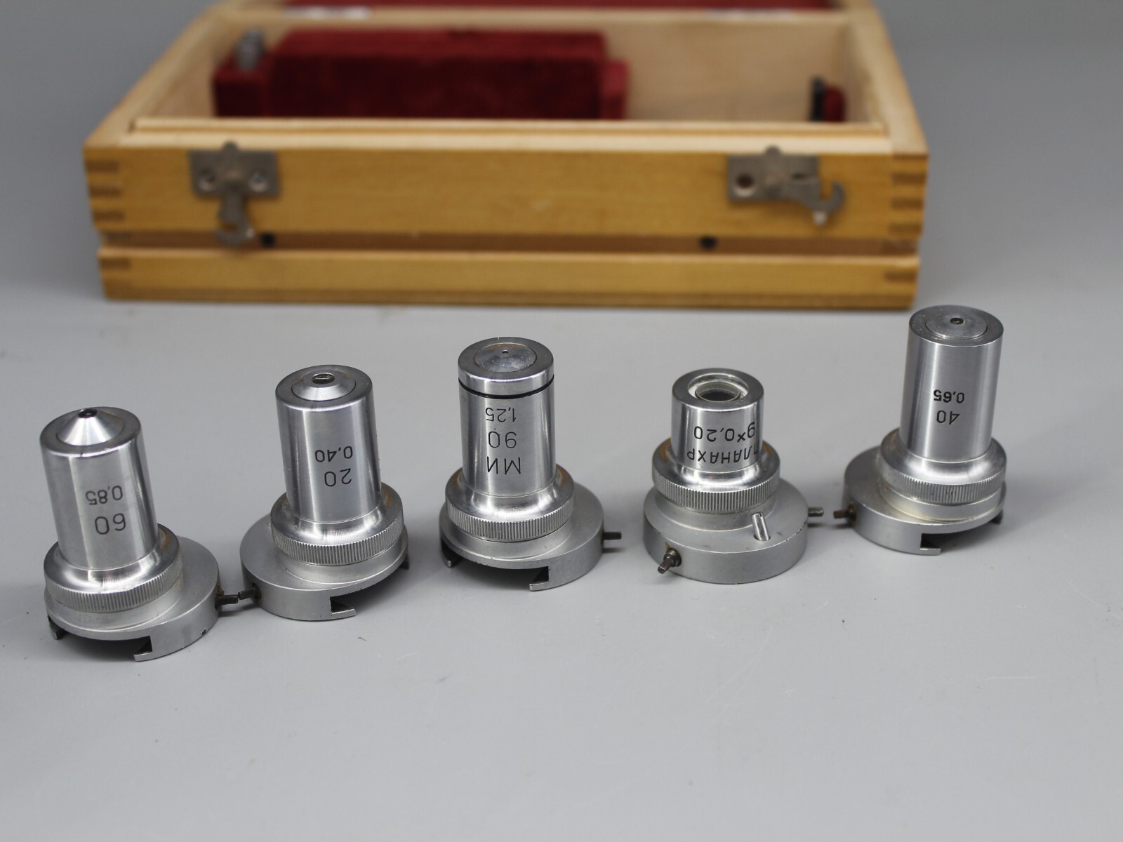LOMO Microscope Objectives Set Polarising RMS / 160 mm tube