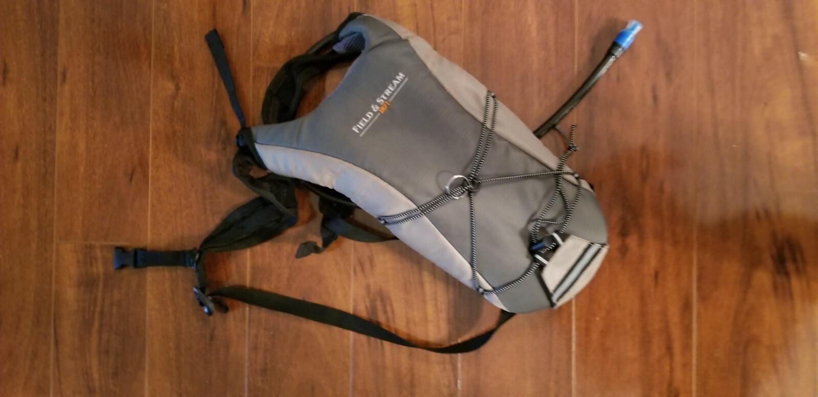 Field&Stream Hydration Pack 2 Liter Hydration Bladder Backpack Green
