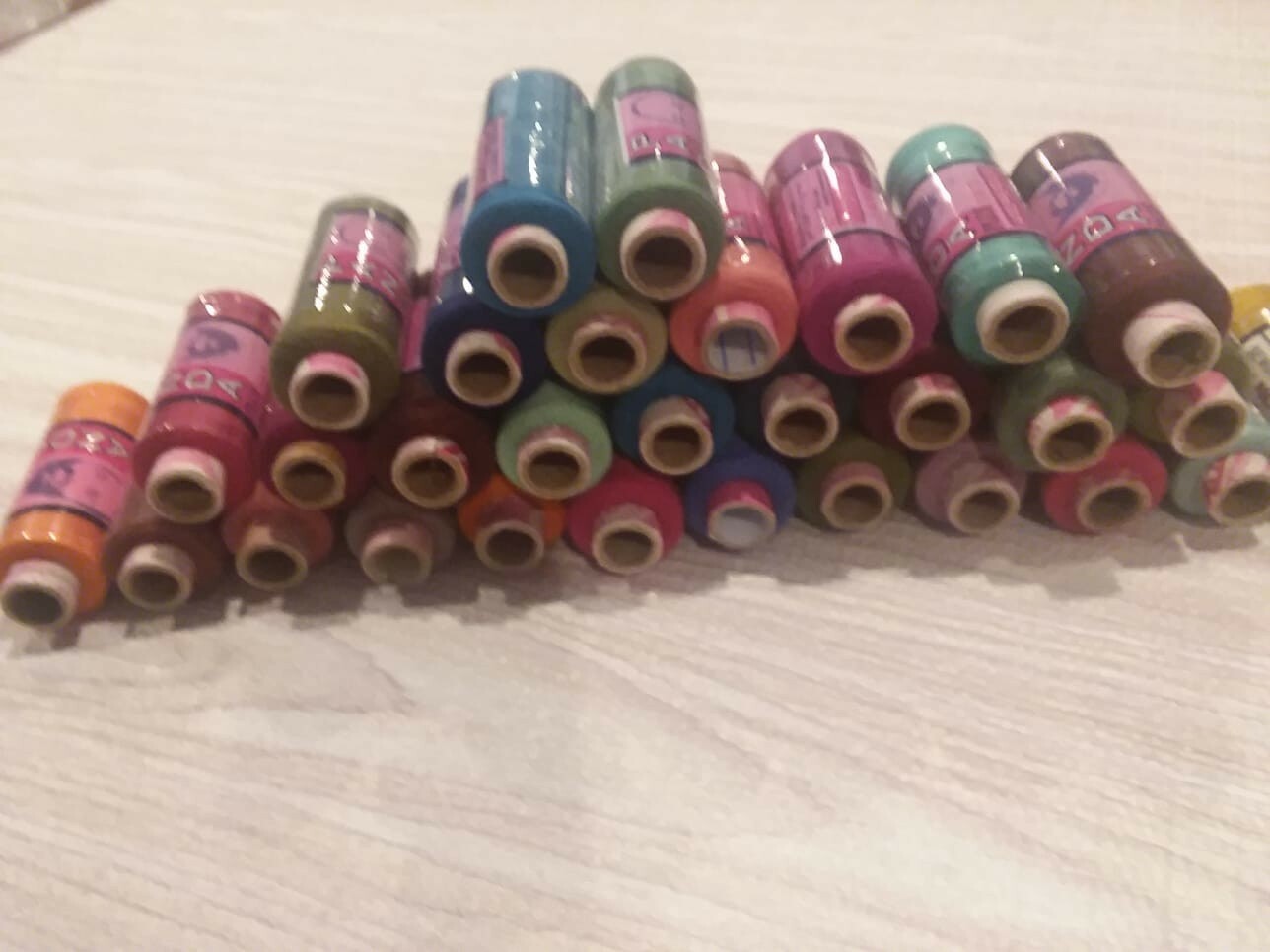 10 piece  Polyester Sewing Thread  Hand Stitching 200 Yard Each Spool