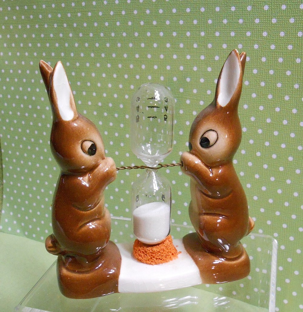 Germany Goebel Easter Bunny Rabbit Egg Timer - Time to cook Eggs!