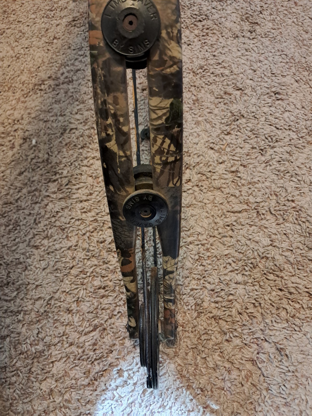Golden Eagle SplitFire Right Hand Compound Bow 90lb / 29" Draw Length