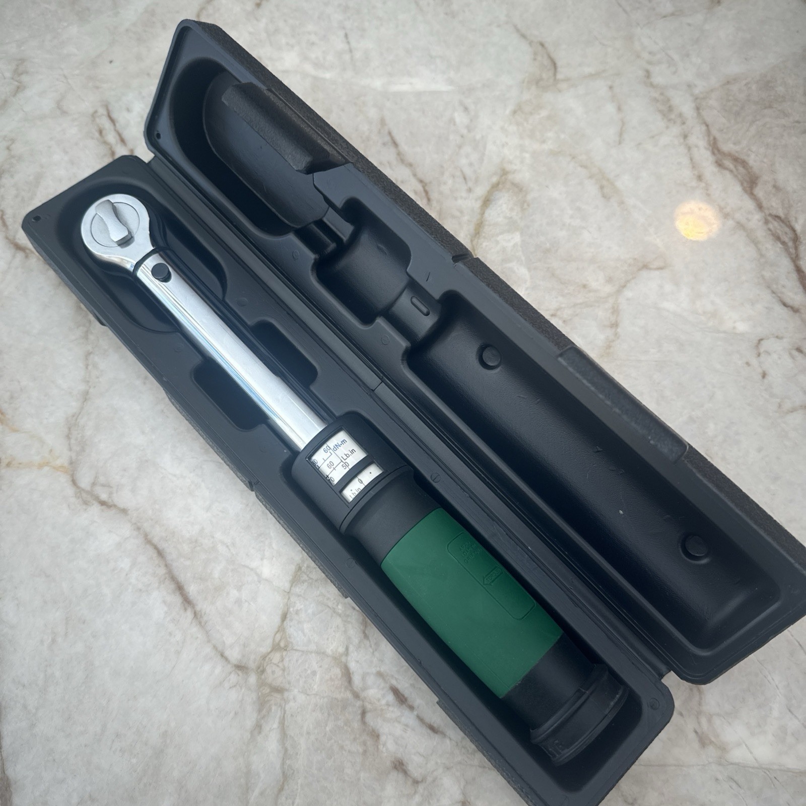 50-250 In Lb  Window  Micometer Click Torque wrench  3/8" Drive Unbranded