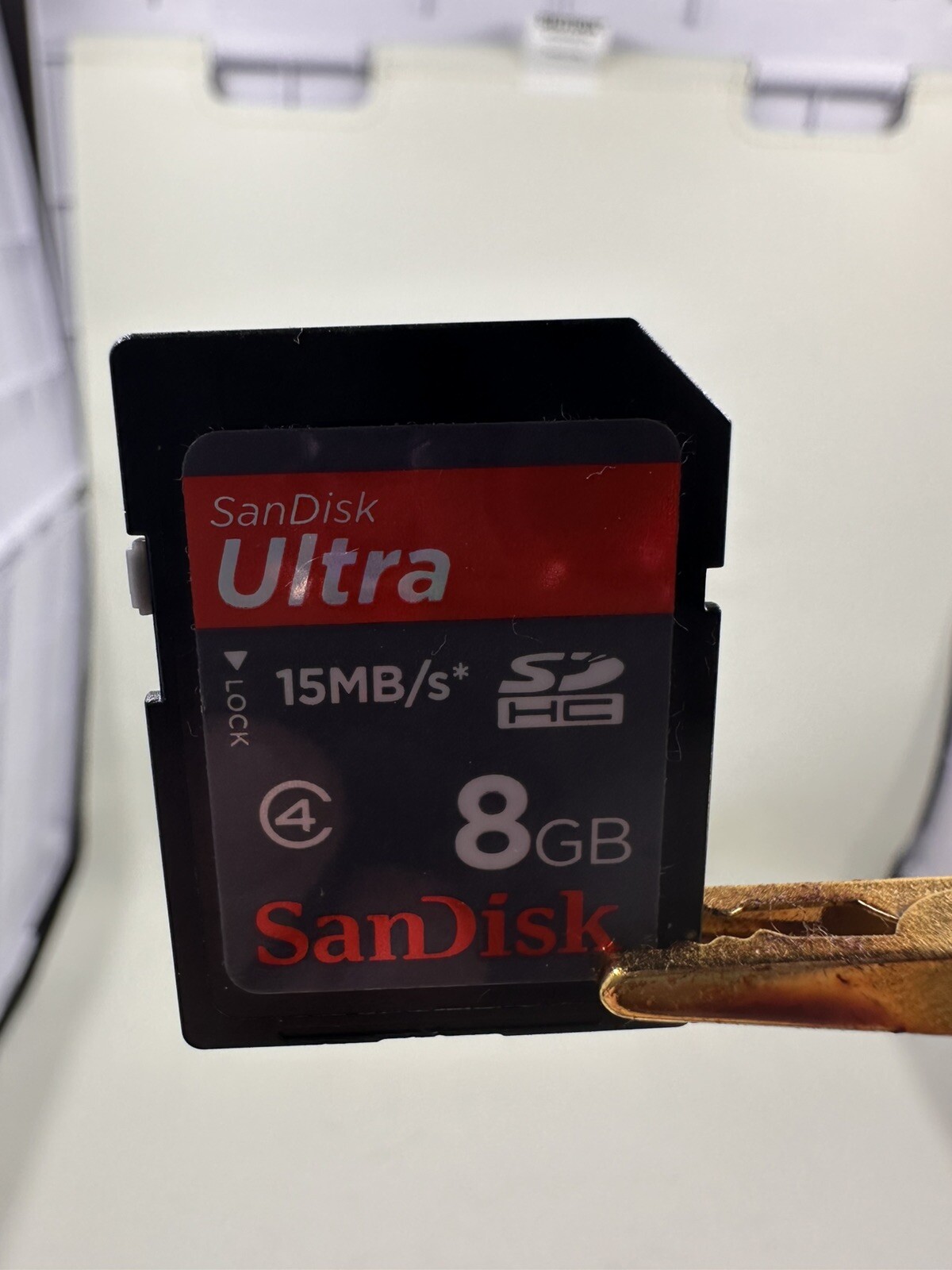 SanDisk Ultra 8GB, Class 4 - SDHC UHS-I Card - Retail -