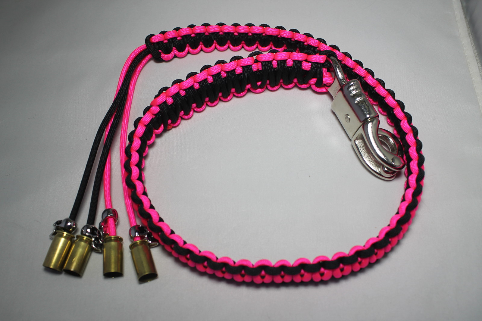 biker whip motorcycle get back 28" punisher skull .45 paracord Pink and Black