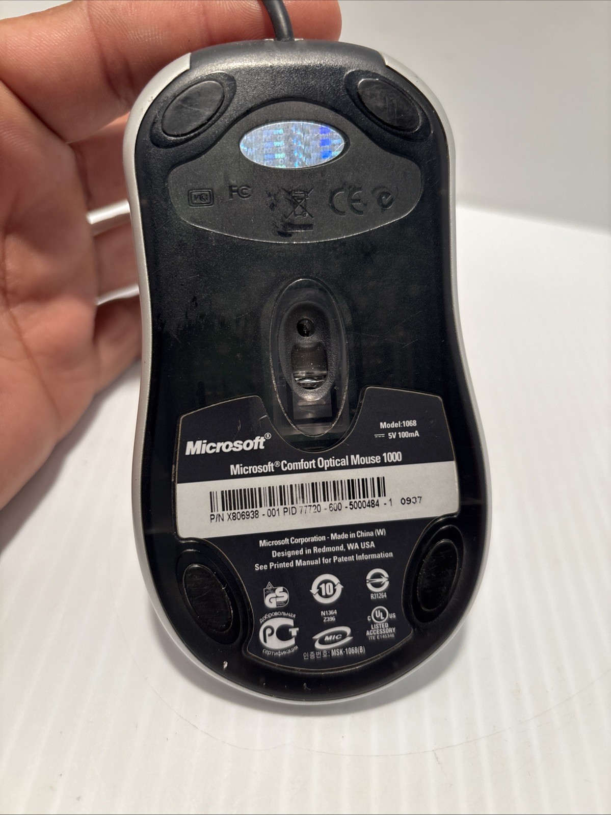 Microsoft Comfort Optical Mouse 1000 Model No 1068 (73)