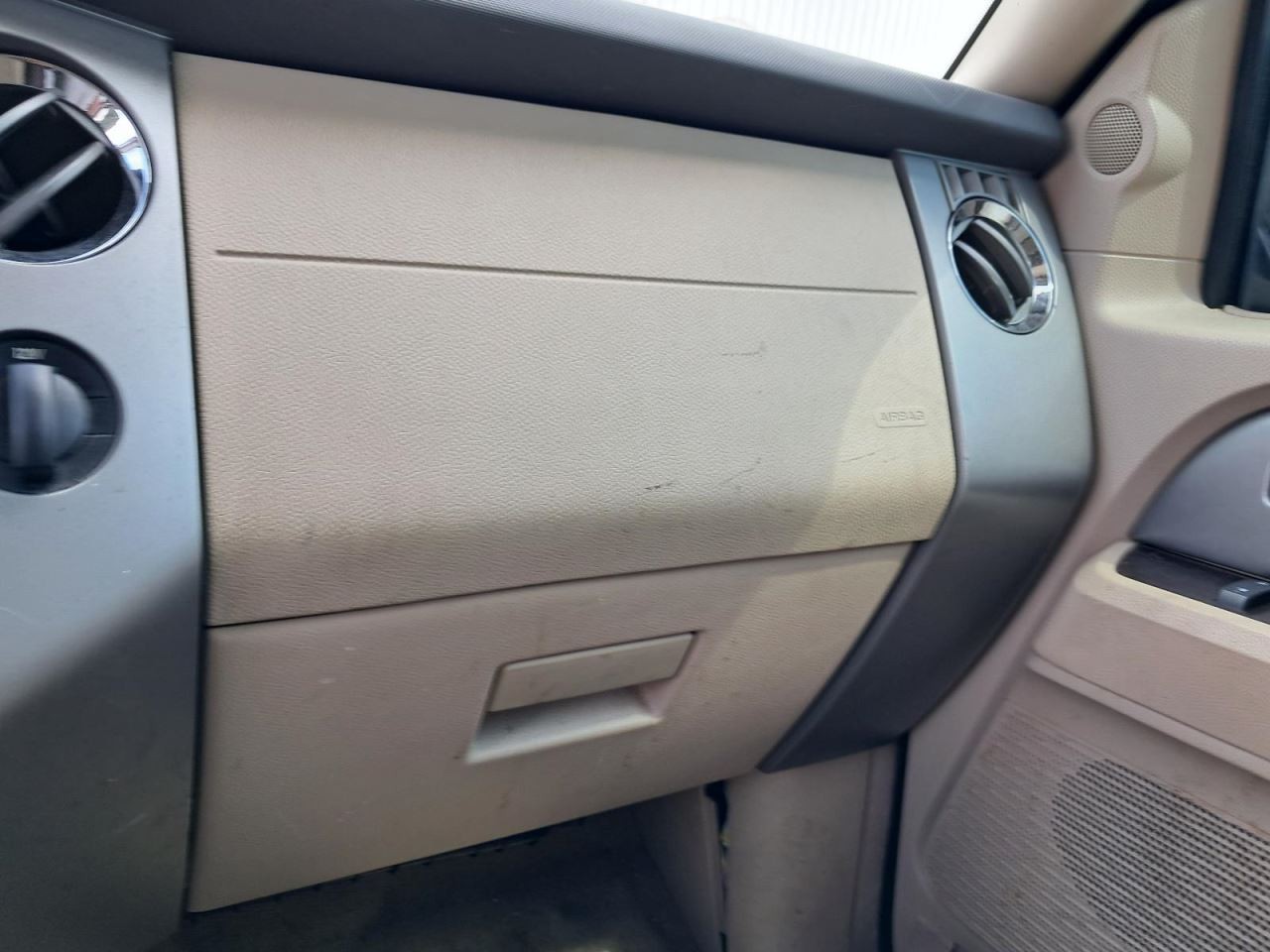 EXPEDITON 2014 Glove Box 4787883
