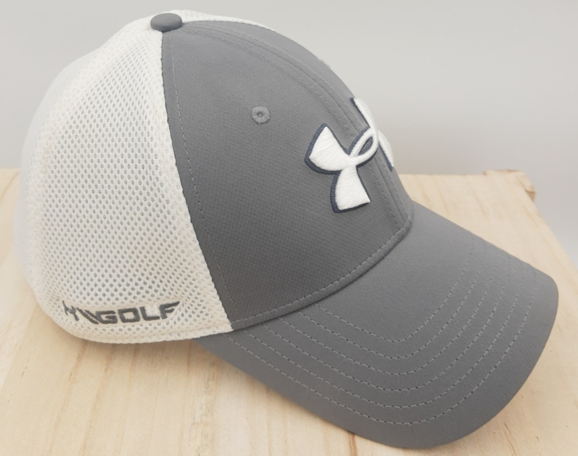Under Armour Golf Gray/White Fitted Mesh Hat Cap Classic Fit M/L Embroidered
