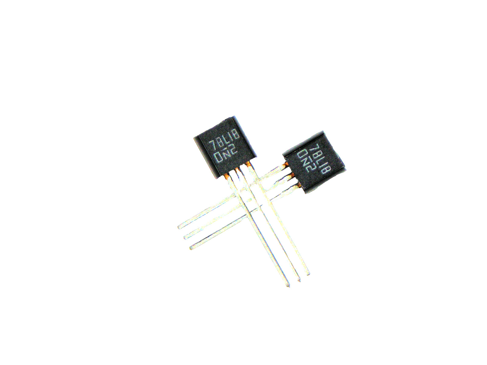 AN78L18  Panasonic (Matsushita) 18V Positive Voltage Regualtor TO-92   2 pcs