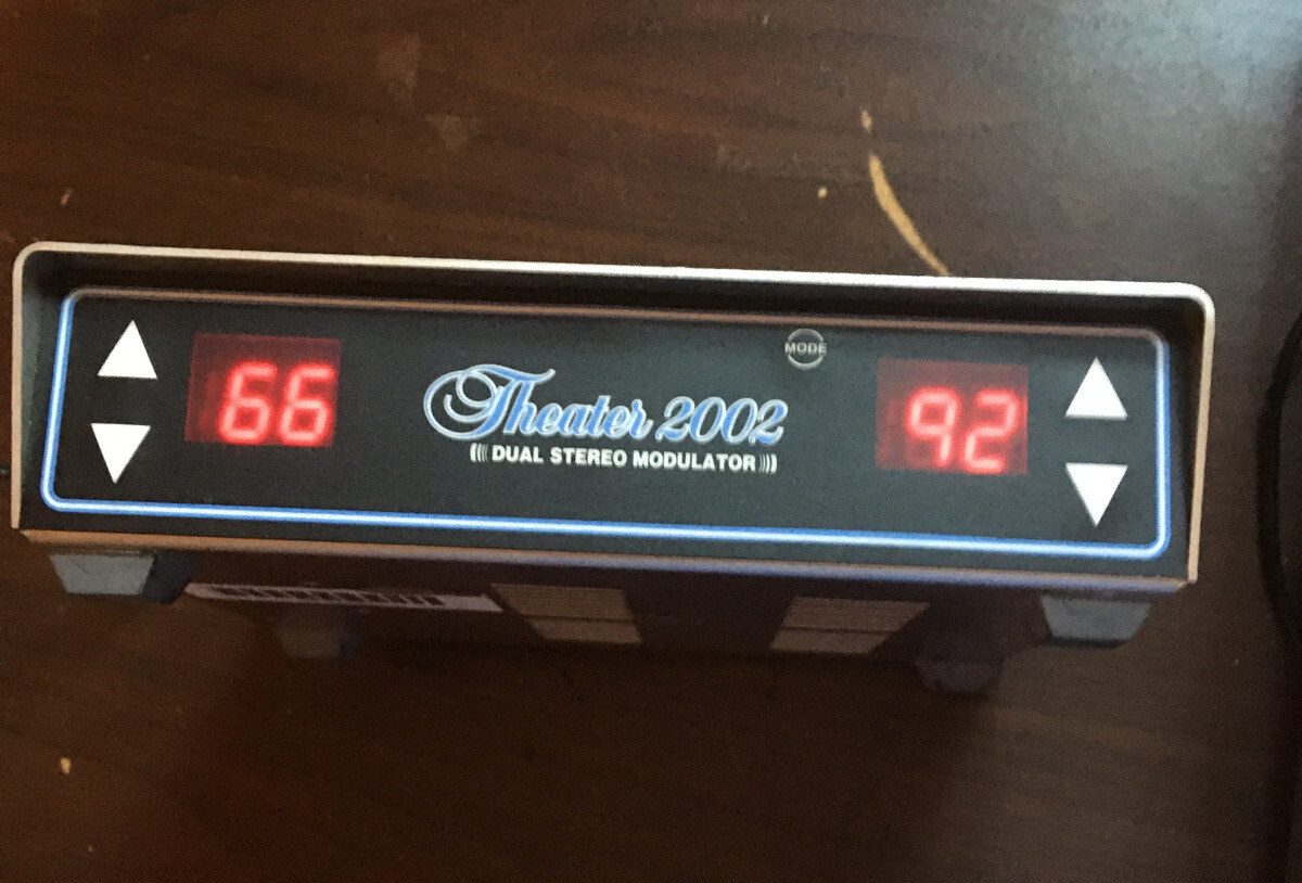 THEATER 2002 DUAL STEREO MODULATOR W/POWER CORD