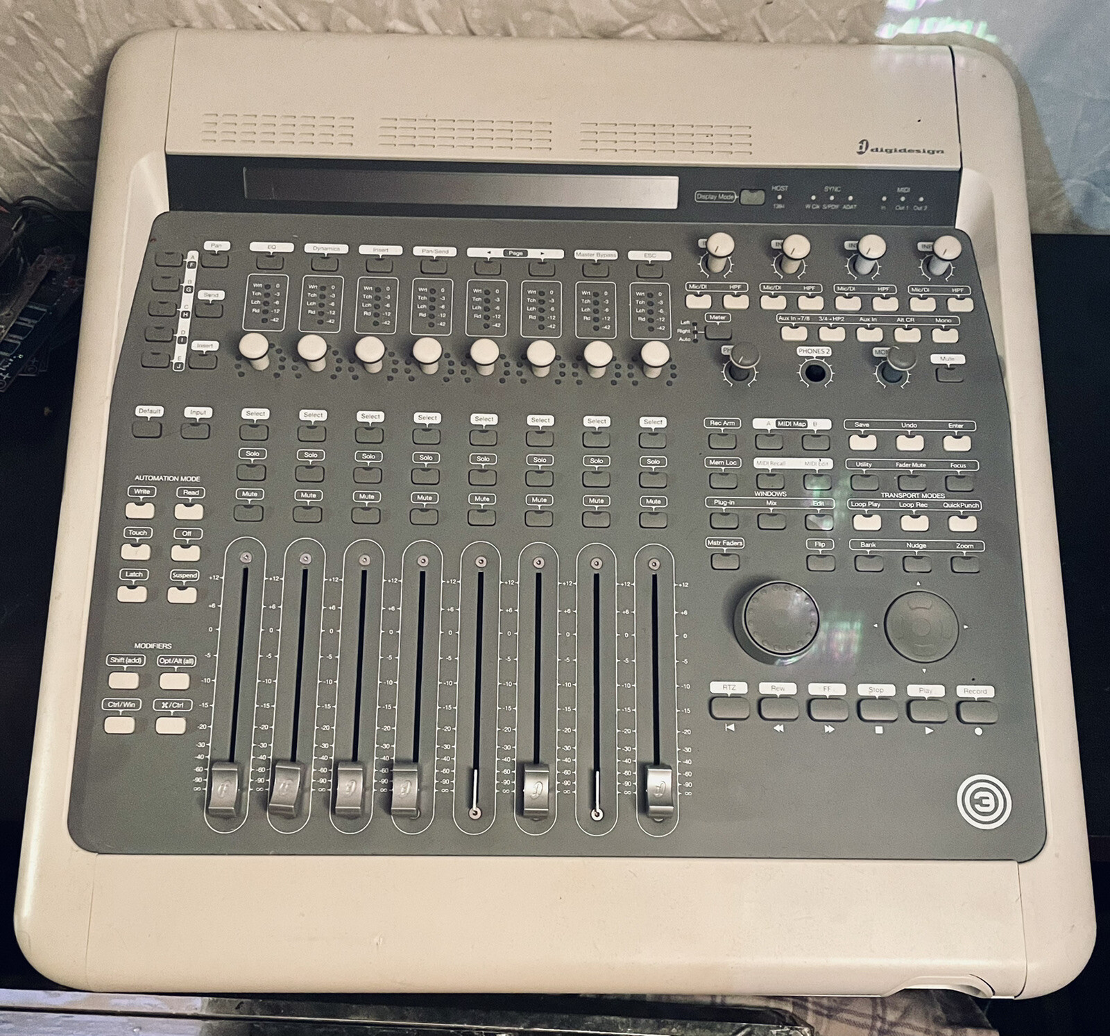 Avid Digidesign Digi 003 Pro Tools Interface, Control Surface & StandAlone Mixer