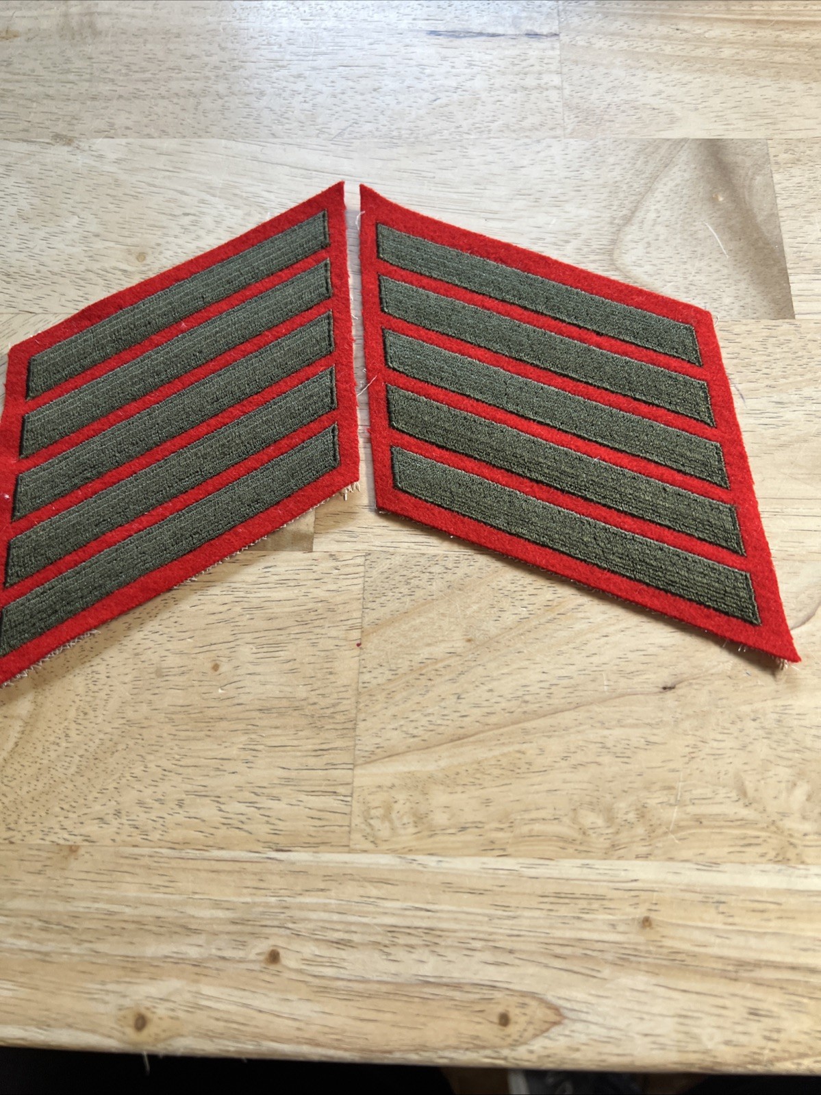 USMC 2- Female Service Stripes Patch - 5 Bars (20-23 Years) Green on Red