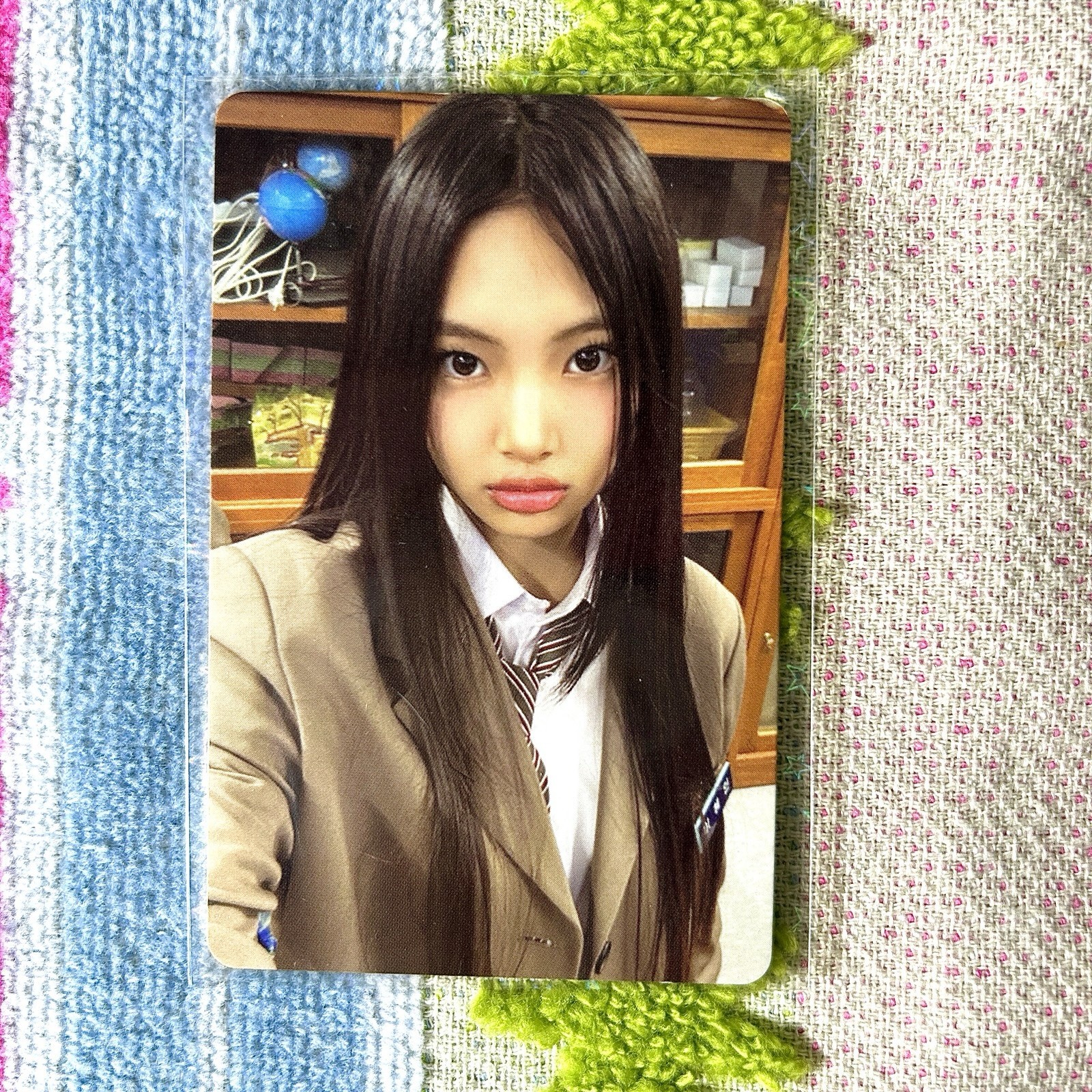 NewJeans Hyein Official Photocard | OMG Member Ver New Jeans Kpop O.M.G. Kpop