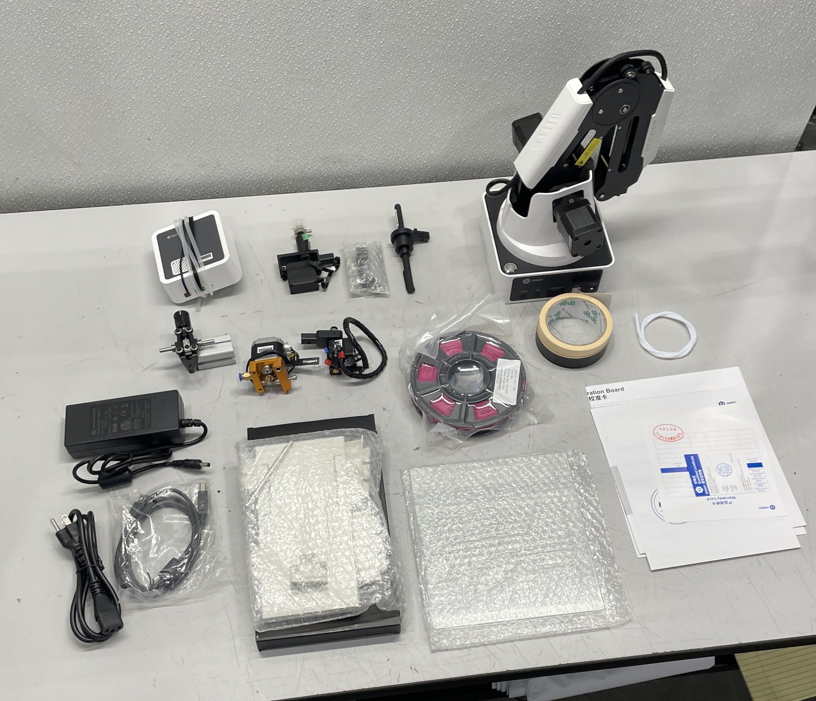 Dobot Robotic Arm Magician DC 12V 6.67A DT-MG-4R0005-02E
