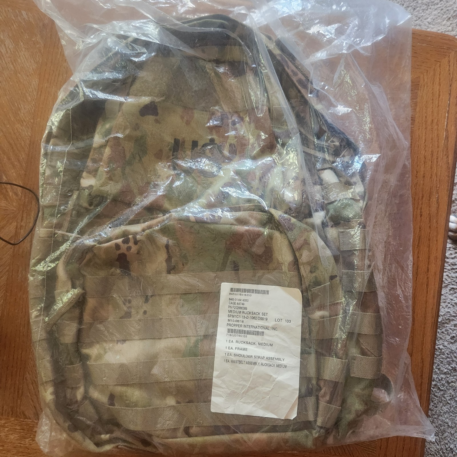 US Army MOLLE Medium Rucksack, New In Plastic 8465-01-641-6353