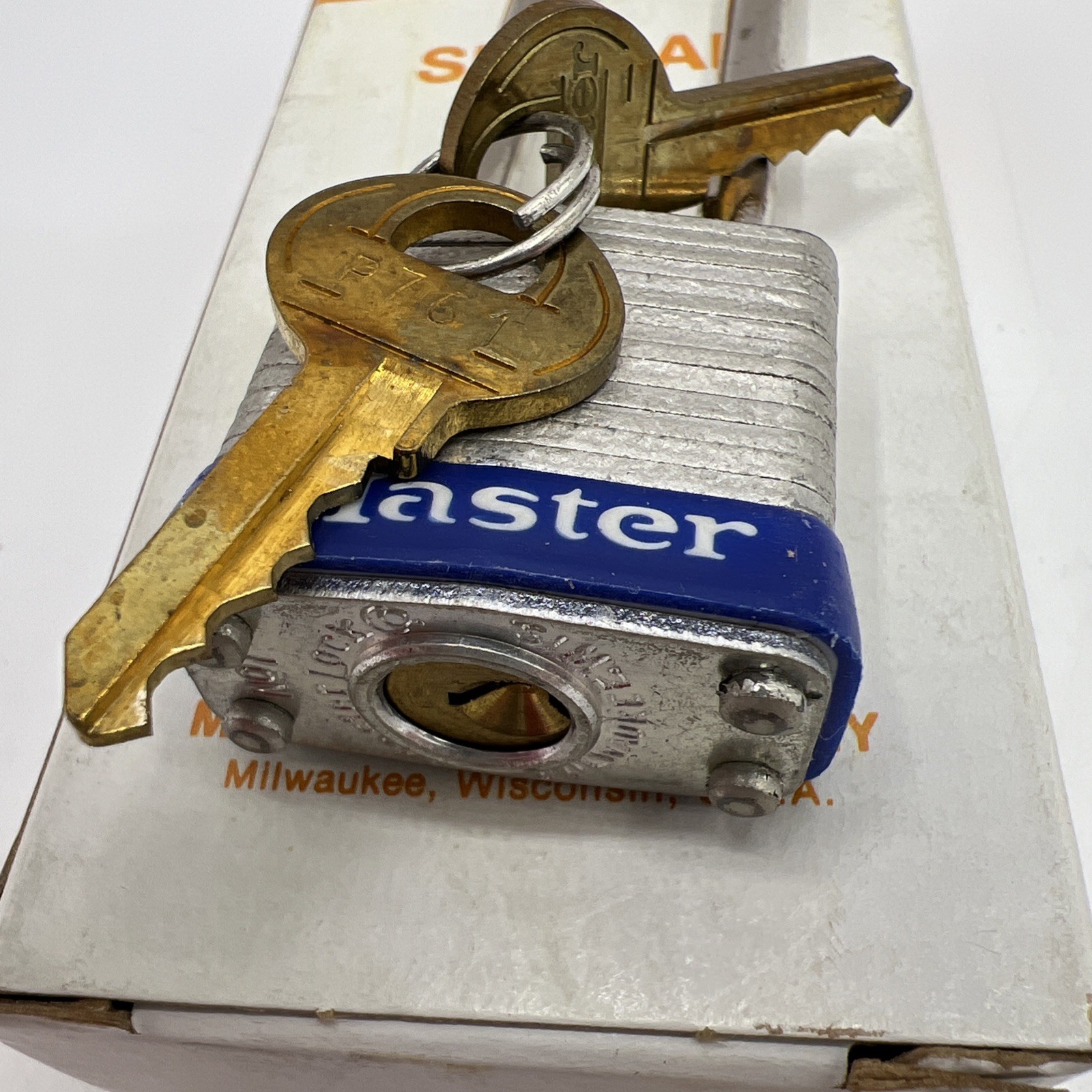 Master Lock Special Padlock With 2 Keys NOS