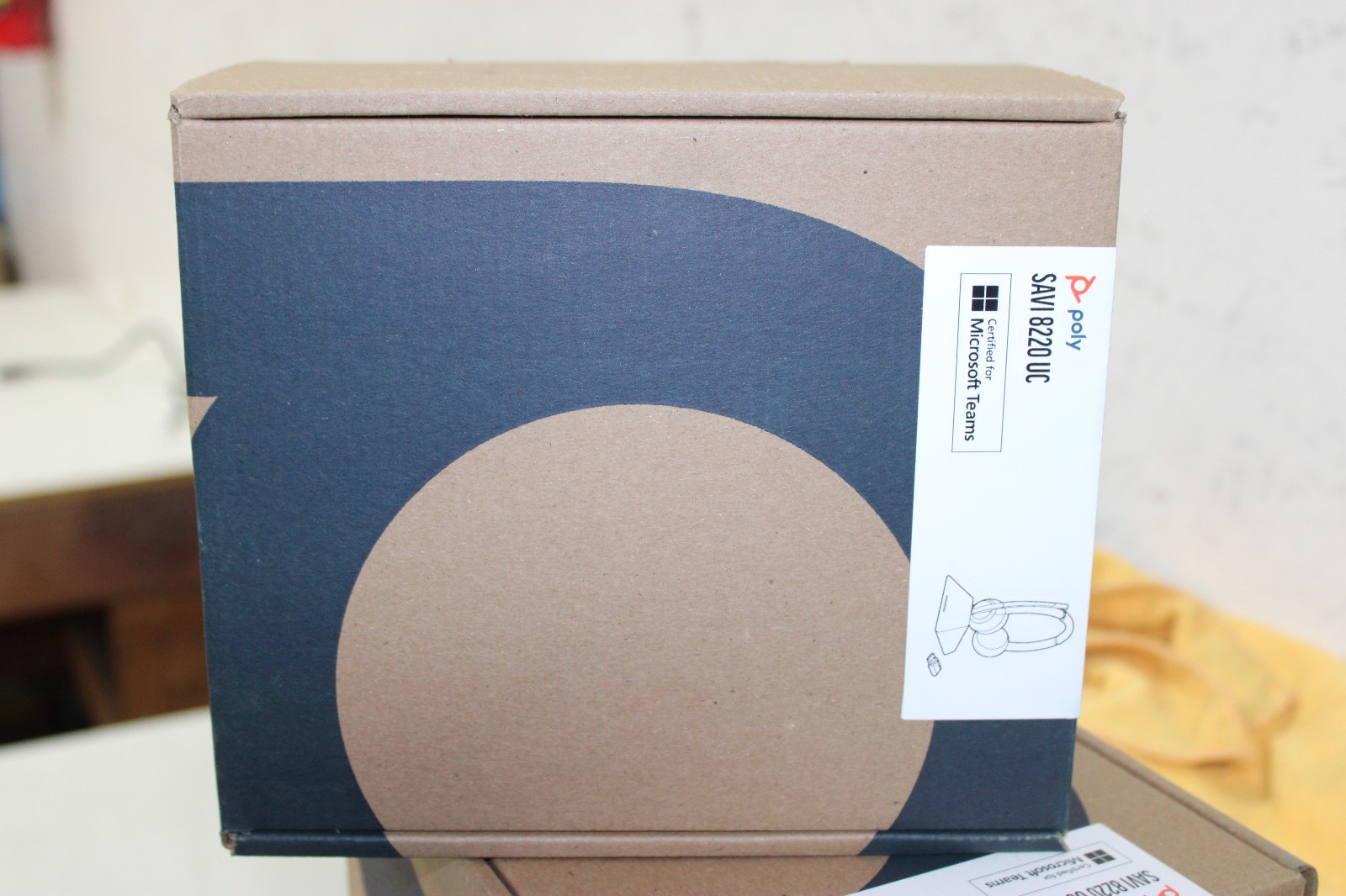 New Poly Savi 8220uc HEADSET