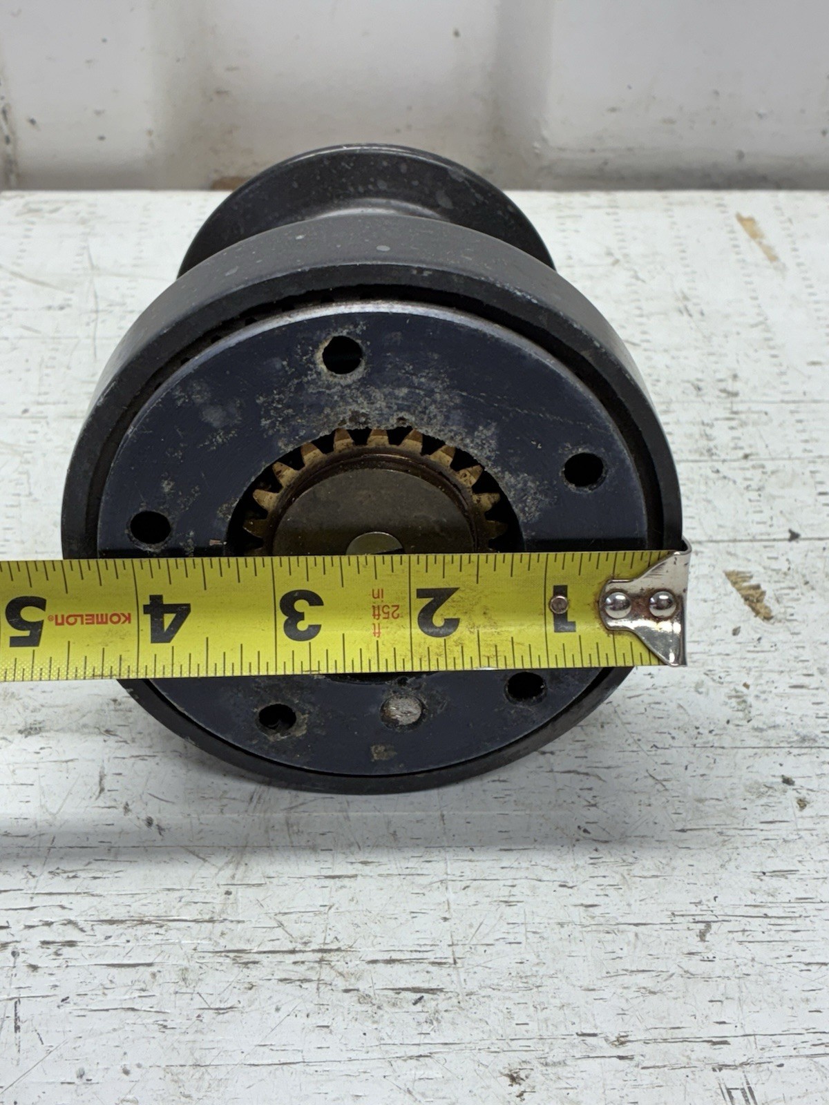 Aluminum Lewmar 16 Sailboat Winch