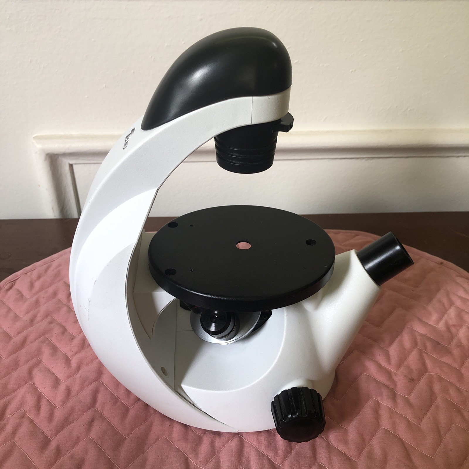 IQCrew Amscope TELMU Inverted Microscope