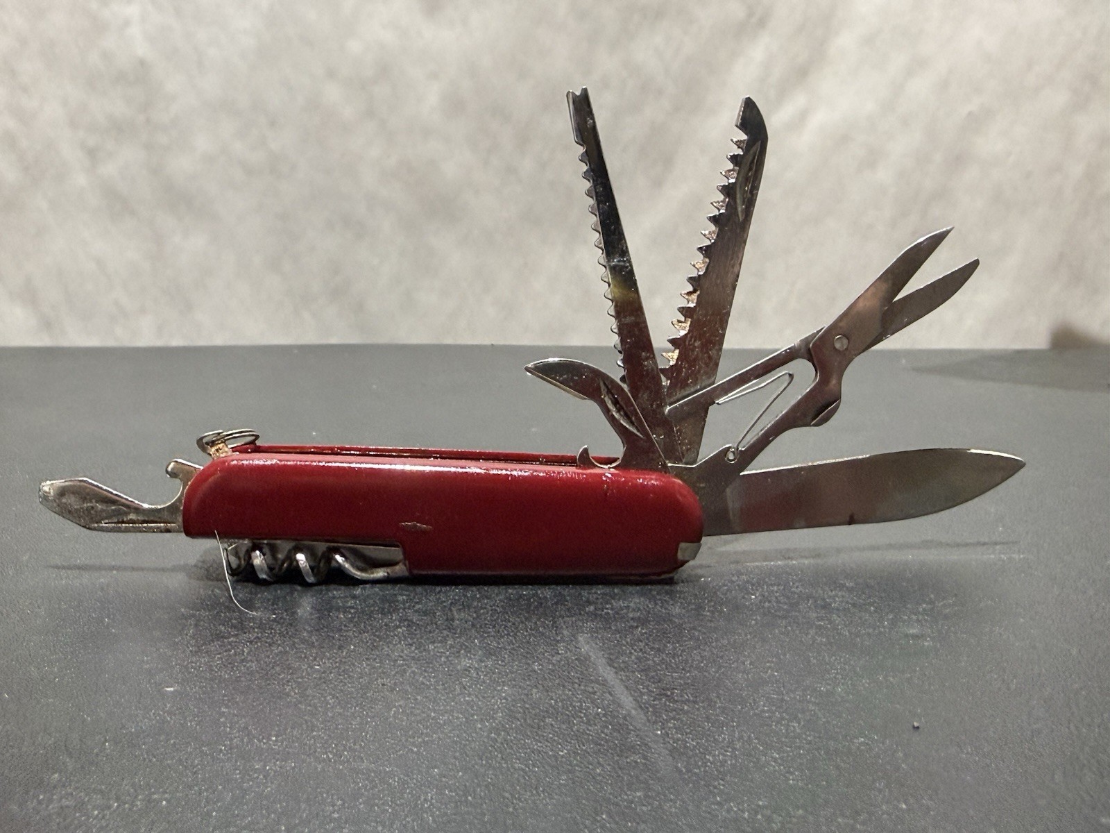 Chinese Multi Tool Swiss Knockoff