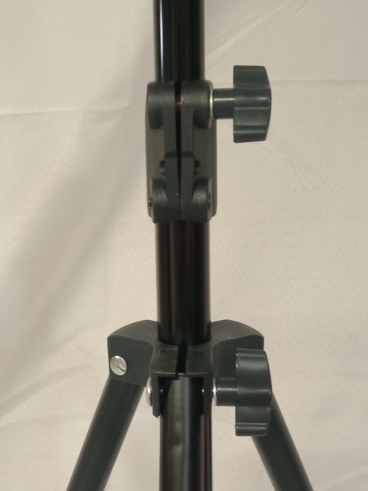 Selfie Tripod - TRIPOD ONLY w/ Carry case TBJSM Replacement