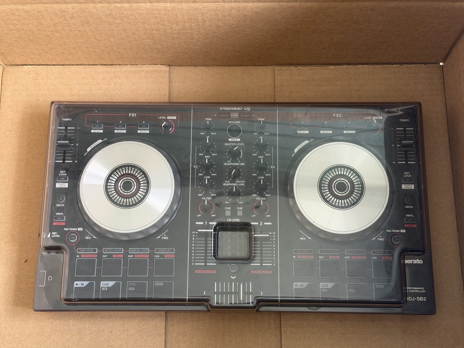 Pioneer DJ DDJ-SB2 Serato DJ Controller with Decksaver Cover