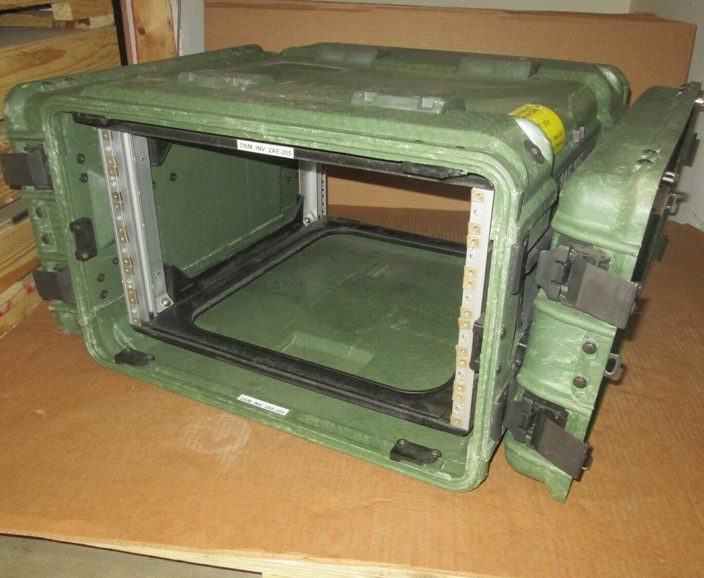 Rackmount 06U 19x20 ECS Legacy Shockmount Shock Rack Hard Case Electronics GrnVG