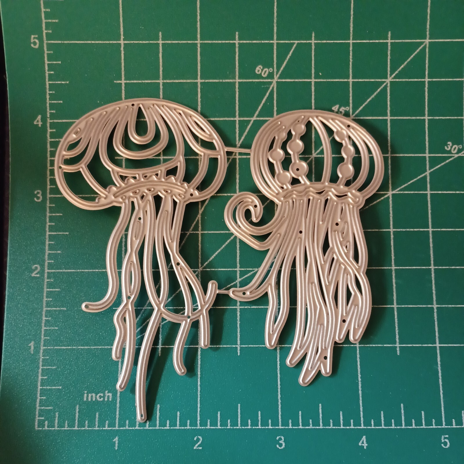 Universal Thin Metal Die Cut Tool Jellyfish ocean Man o War sea jellies Medusa