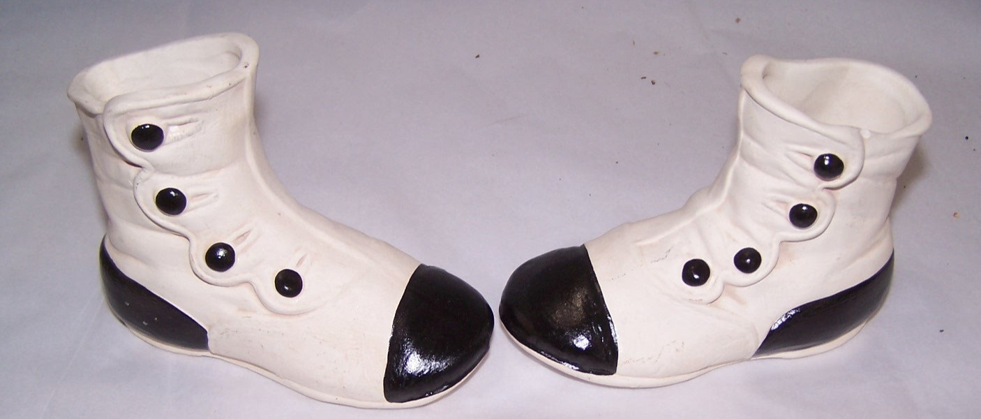 2 small vintage  ceramic shoe planters - Black & White - 4 Button - 2.25" tall