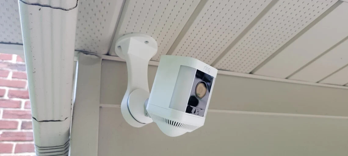 Ring Spotlight Camera Plus Multi-Use Mount Ceiling, Wall, under Eaves