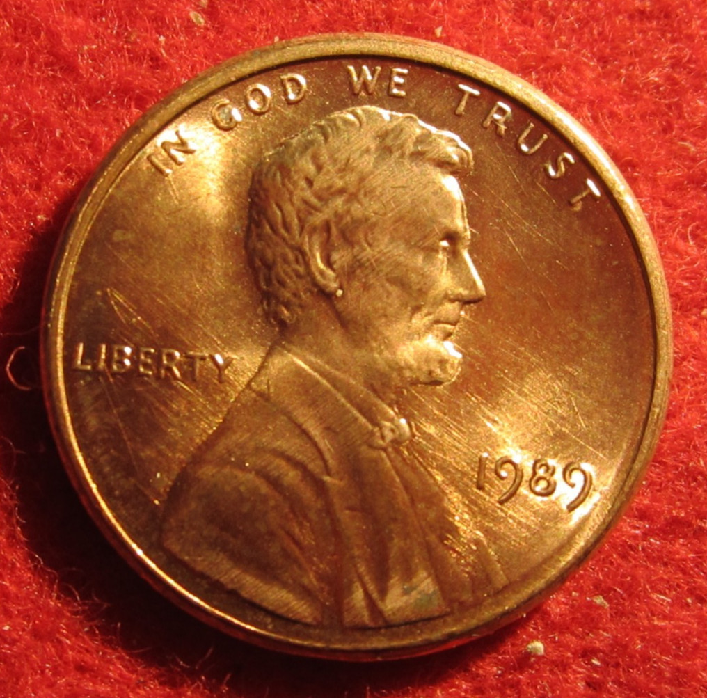 1989 (P) Lincoln Memorial Cent/Penny - Uncirculated - Red - Actual coin C762