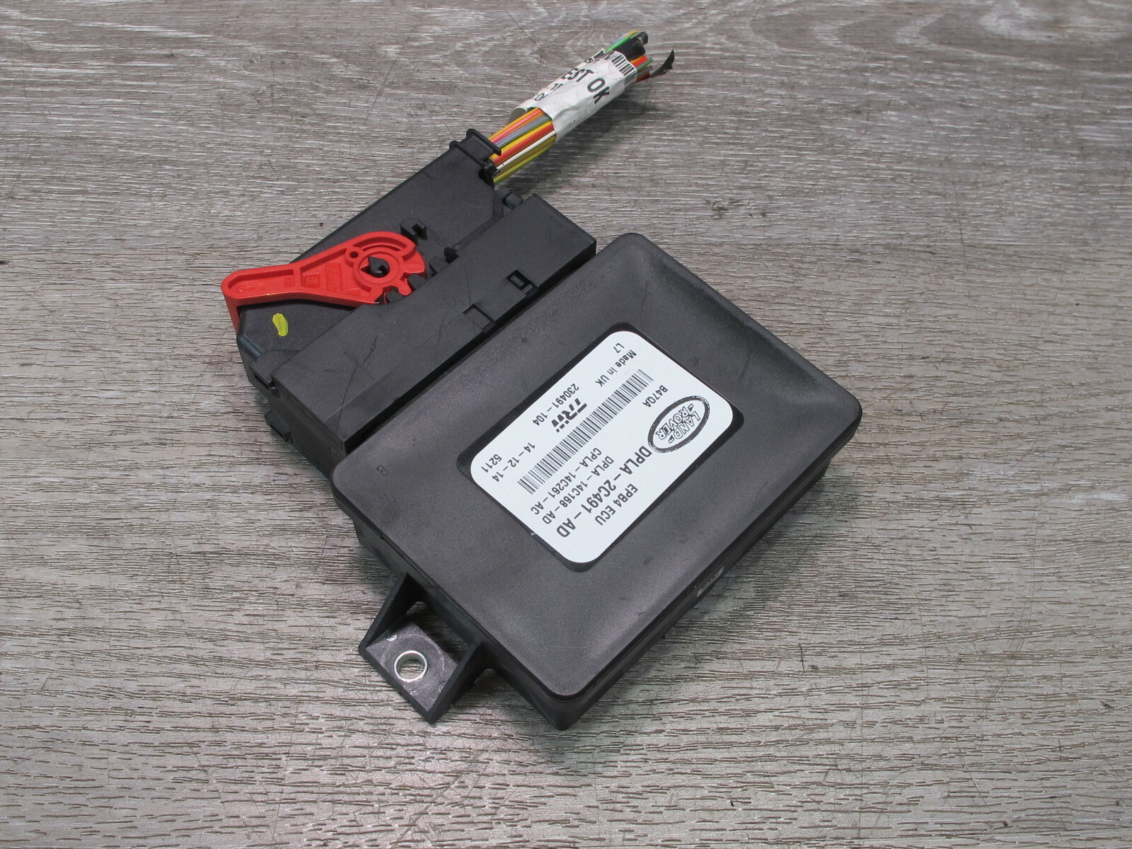 2014-2015 LAND RANGE ROVER L405 ELECTRIC PARKING BRAKE CONTROL MODULE