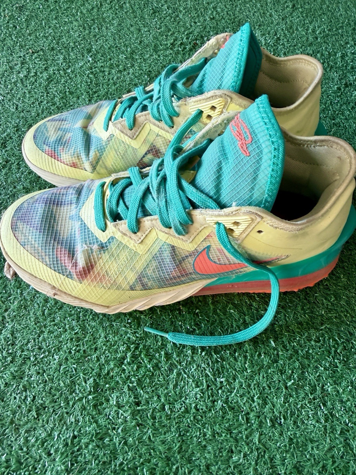 Size 8- Nike LeBron 18 Low LeBronold Palmer