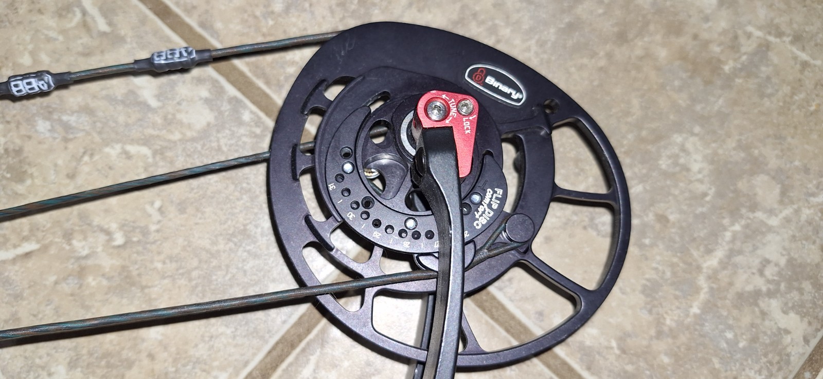 Bowtech Reckoning 35 RH 60# black, Target Bow