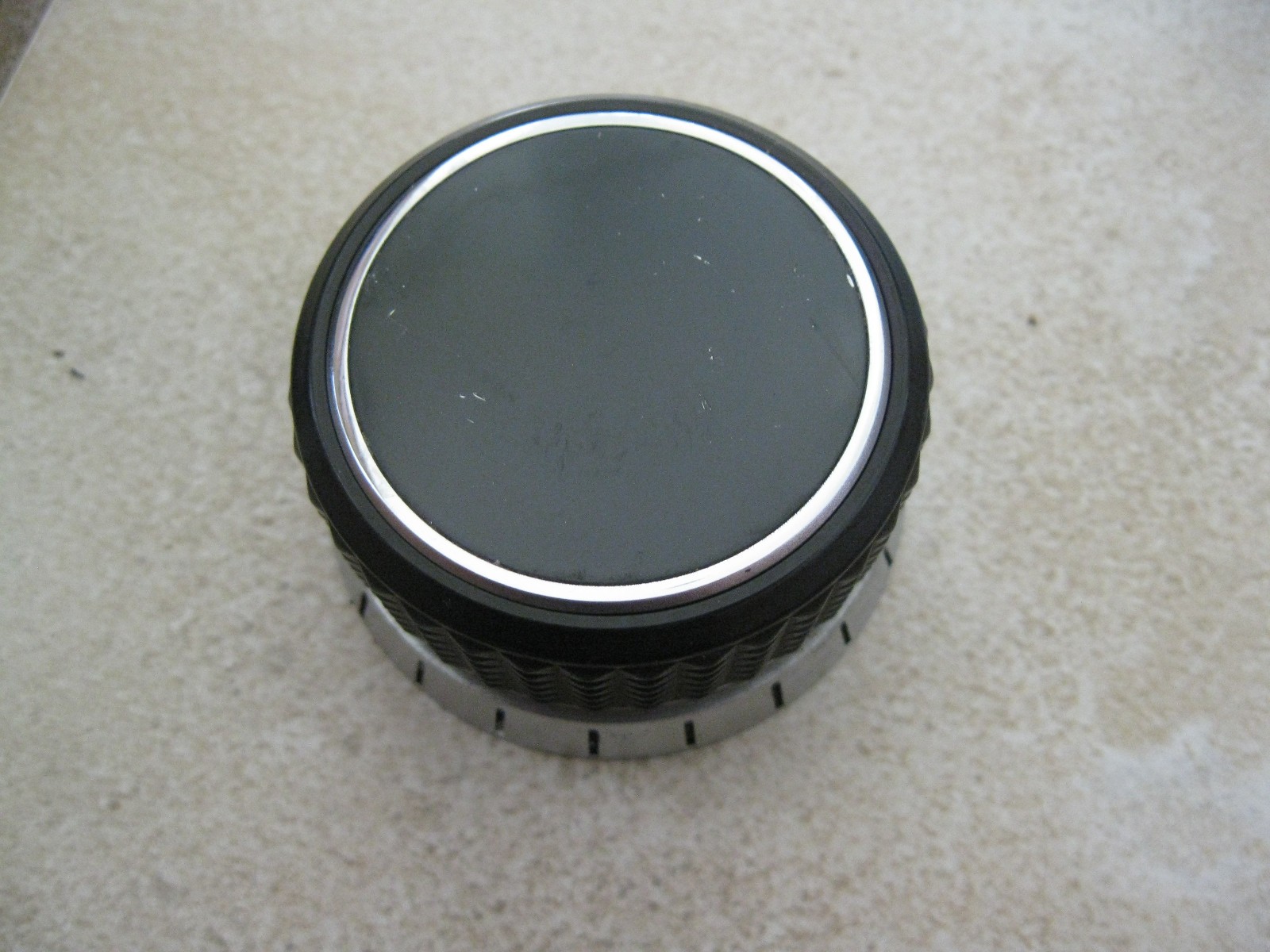 Kenwood TS-940S  VFO knob in good shape with rubber grip ring