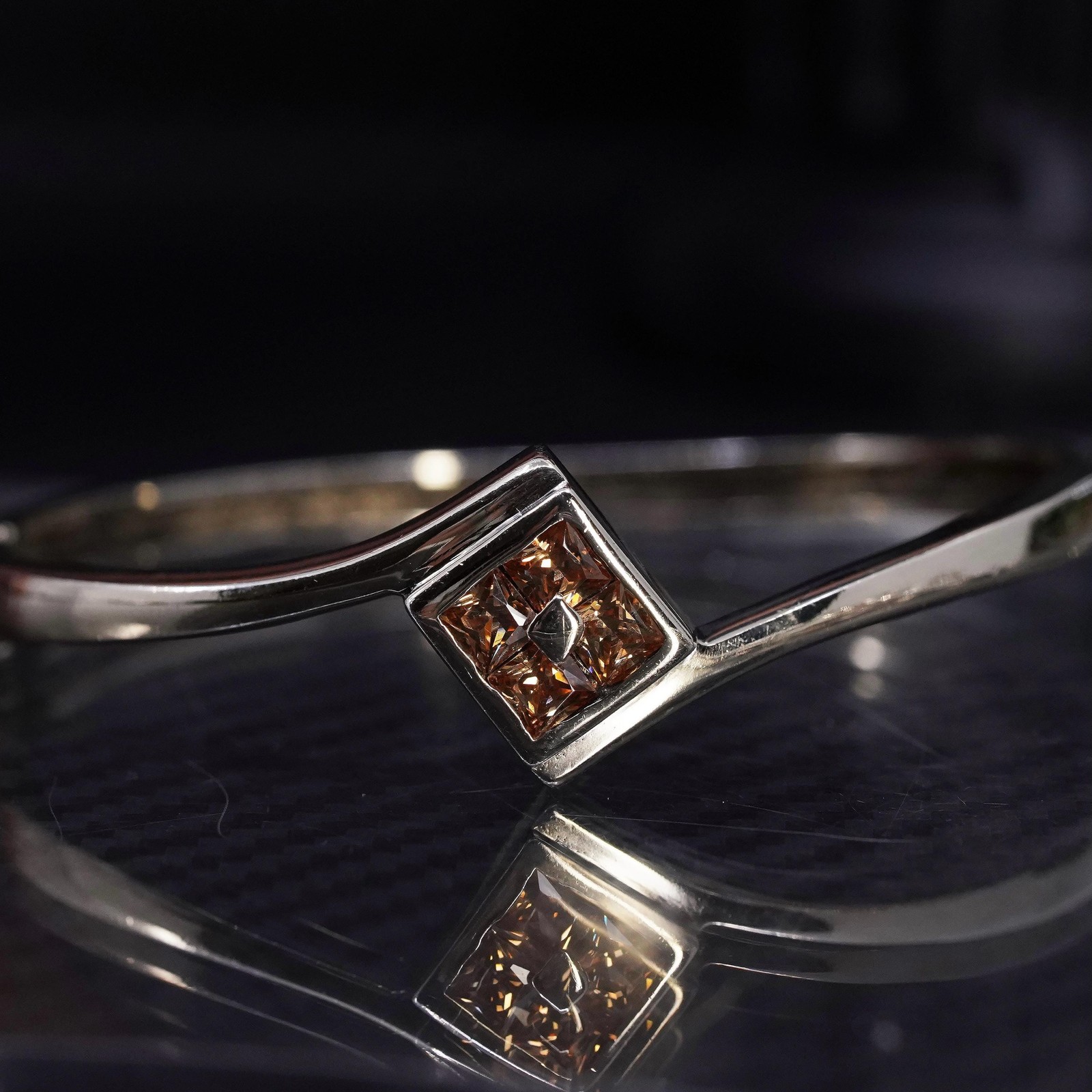 7”, vermeil yellow gold sterling silver 925 hinged bangle bracelet citrine