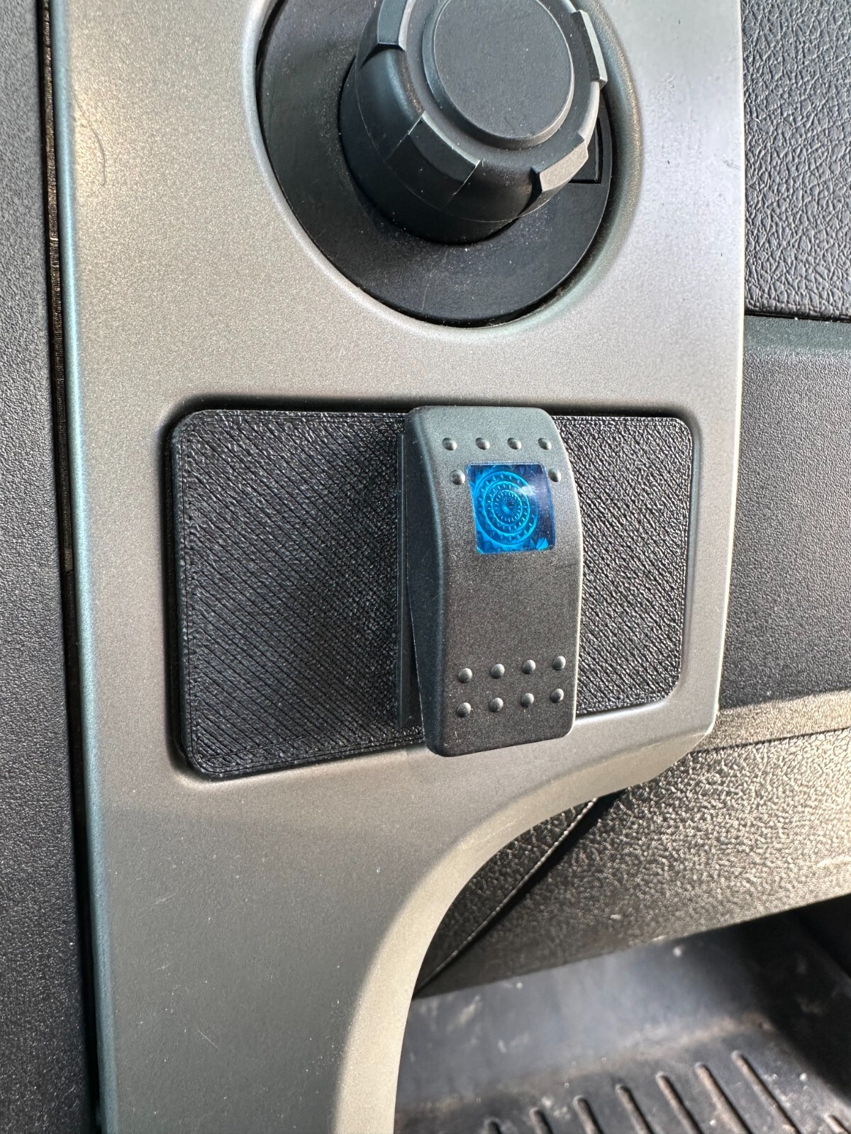 09-14 Ford F150 Rocker Switch Mount Panel Passenger Right Side (w/o Switches)