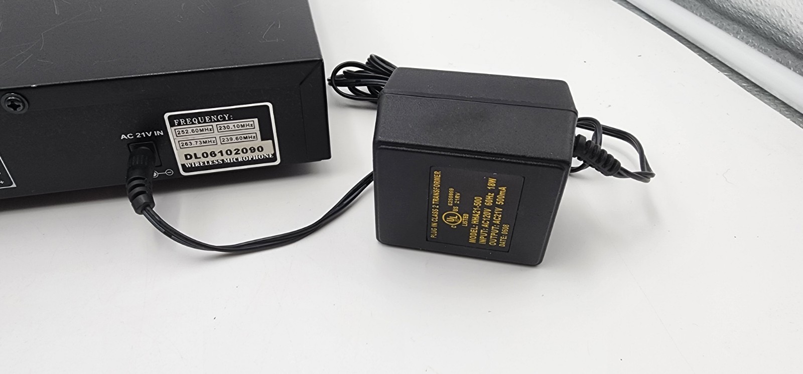 IDOLpro VHF-638 Wireless Microphone system