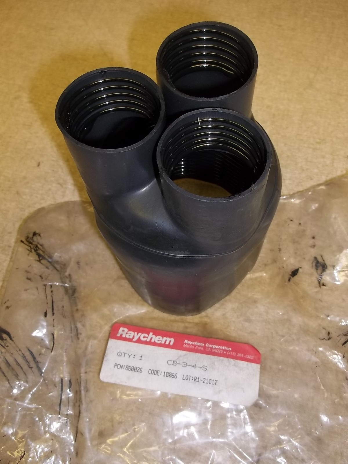 NEW Raychem CB-3-4-S 880026 *FREE SHIPPING*