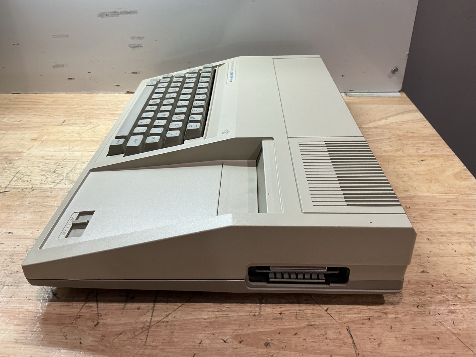 VINTAGE Texas Instruments TI 99/4A Home Computer In Original Box