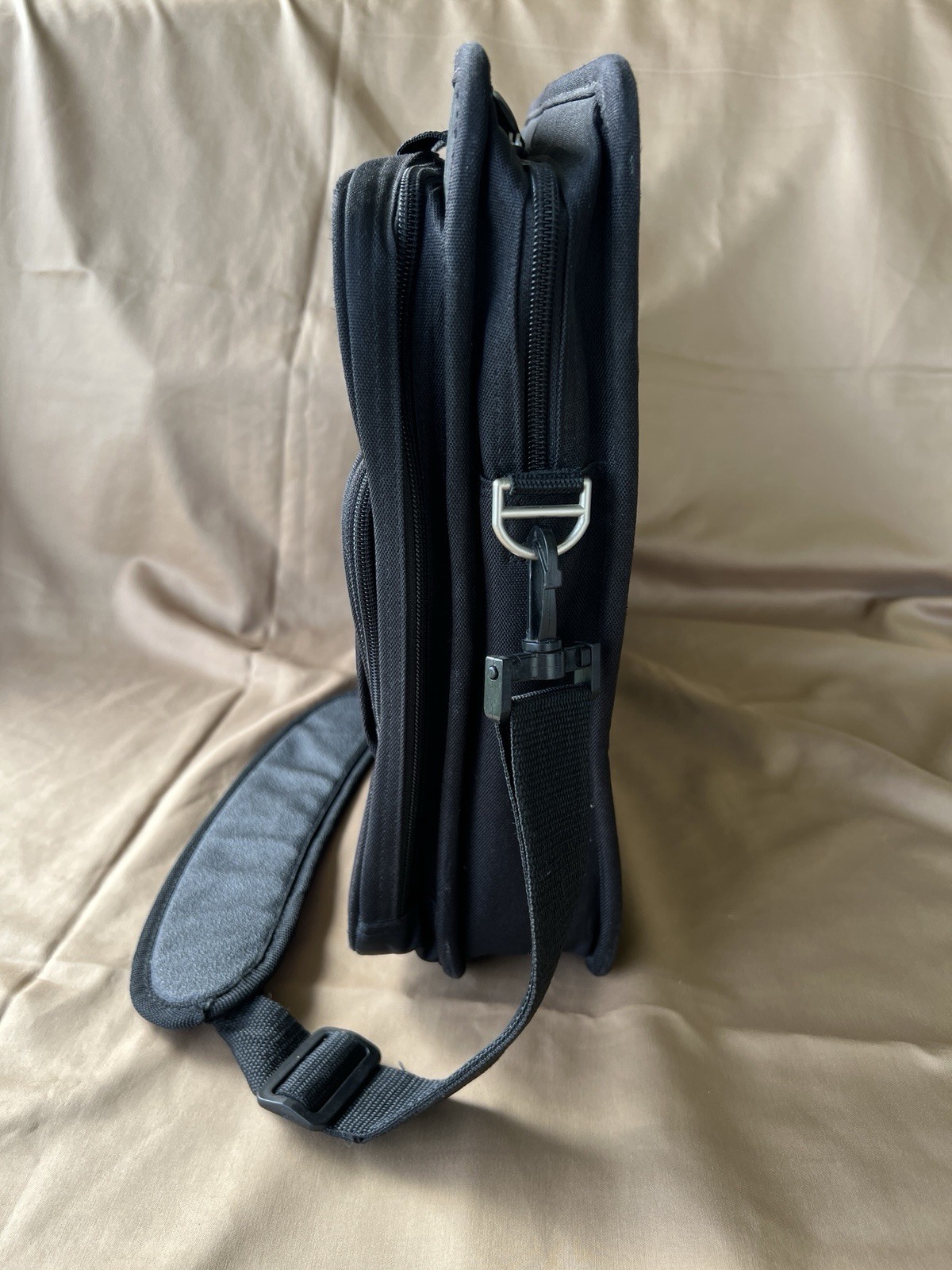 Laptop Carrying Case Messenger Bag With Handles & Shoulder Strap Black