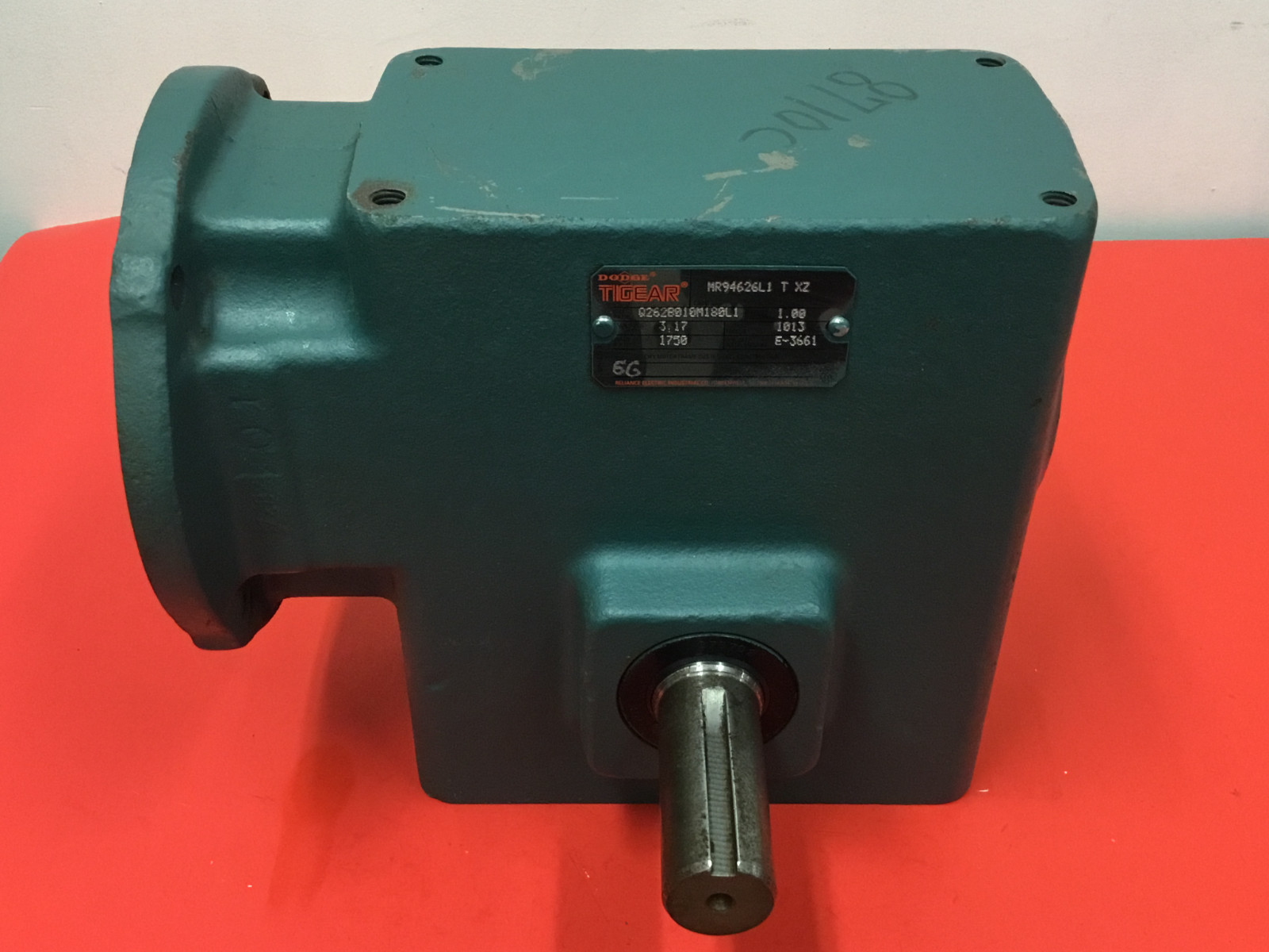 DODGE TIGEAR - MR94626L1 T XZ - 3.17 HP - Gear Reducer - 1750 RPM - UNUSED