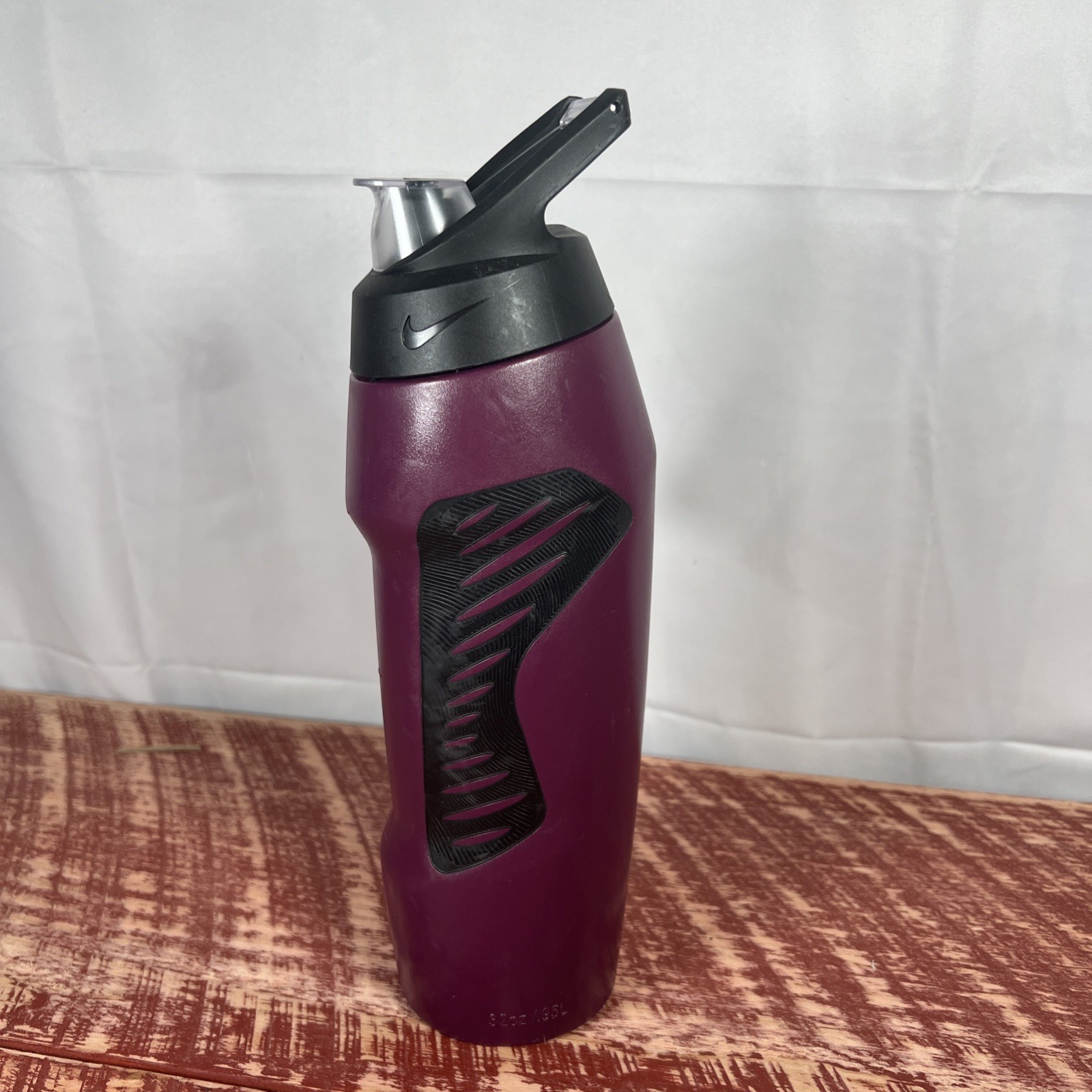 Nike Hyperfuel Water Bottle Flip Top 2.0 32 fl oz