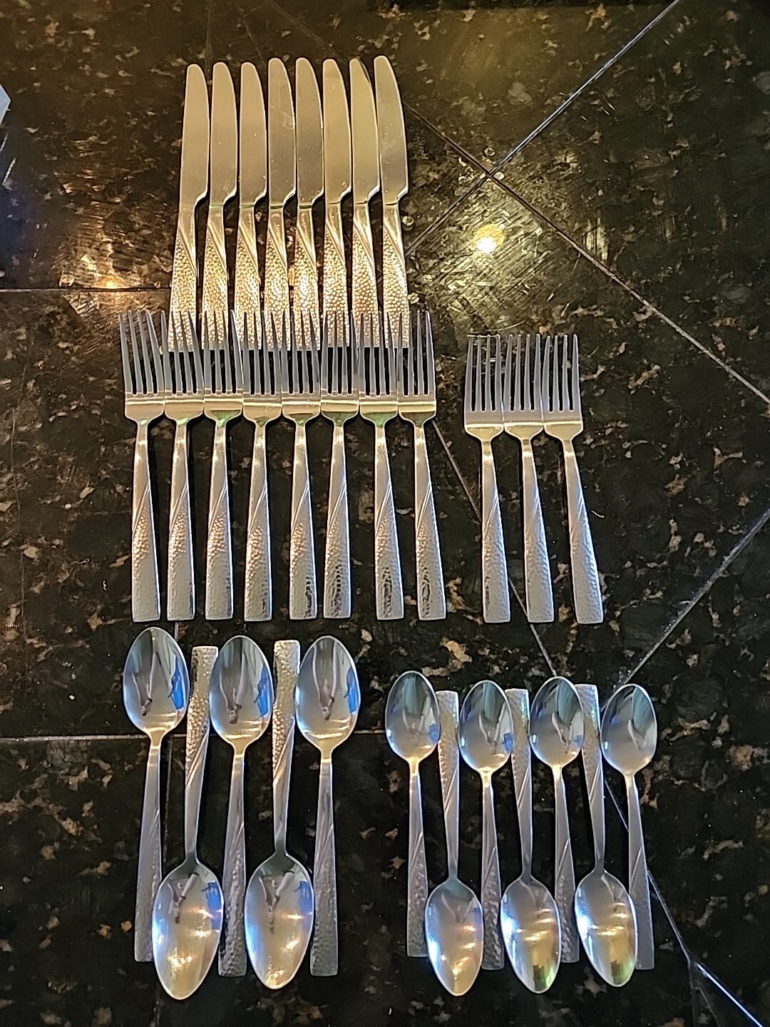 International Silver Loring Silverware Flatware Set 31 Pc.